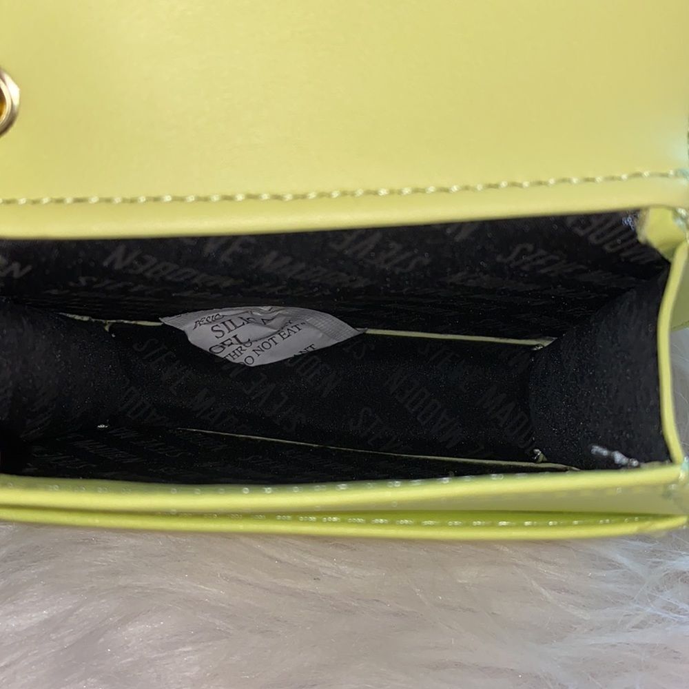 NWT Steve Madden (BJEMMA) Lemon Card Case Wallet/Wristlet - Picture 8 of 12